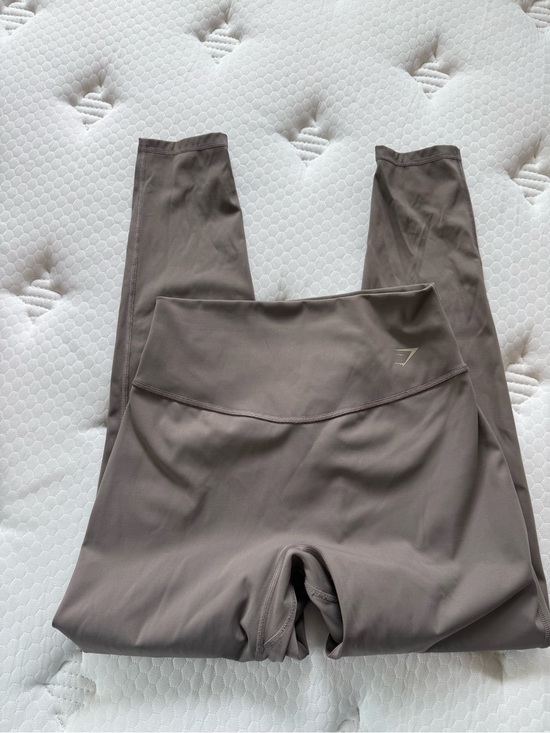 Gymshark Pants - Gymshark High-Waist Leggings in brown